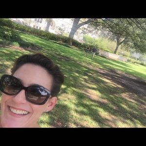 Meet your Posher, Sarah